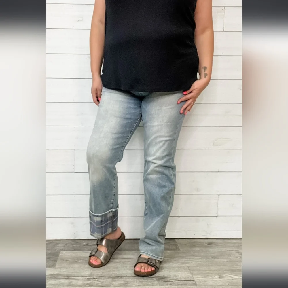 Judy Blue Straight Jean - Plaid Cuffed, size 22W - Picture 7 of 7